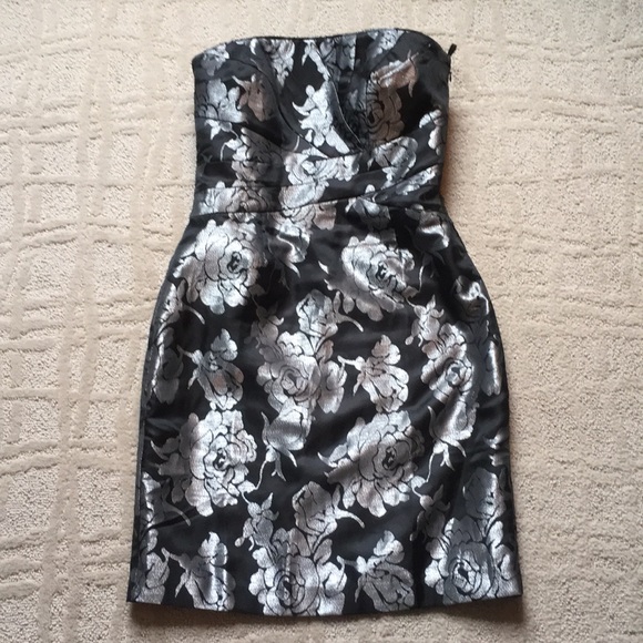 White House Black Market Dresses & Skirts - WHBM silver and black strapless cocktail dress